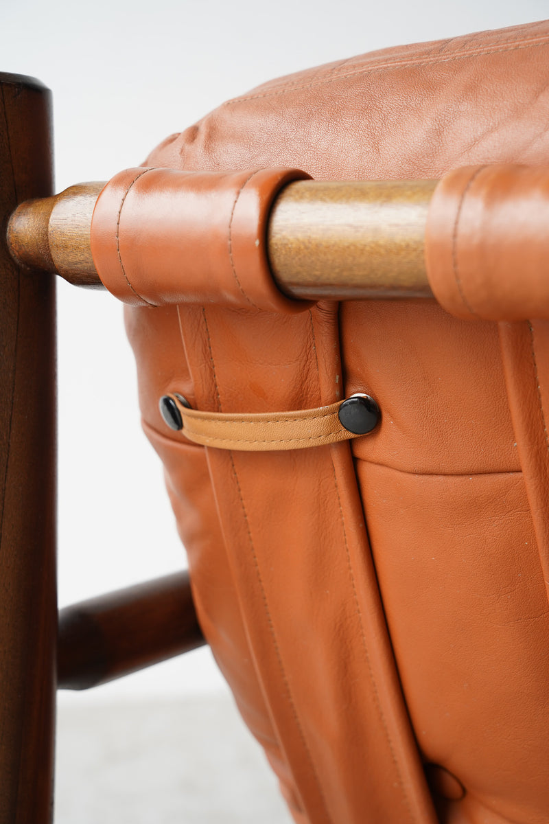 Brazilian Modern Design <br> 1シーター ソファ <br>1960-1970s , Brazil <br>TAMAGAWA BASE - ヴィンテージ SHARK ATTACK