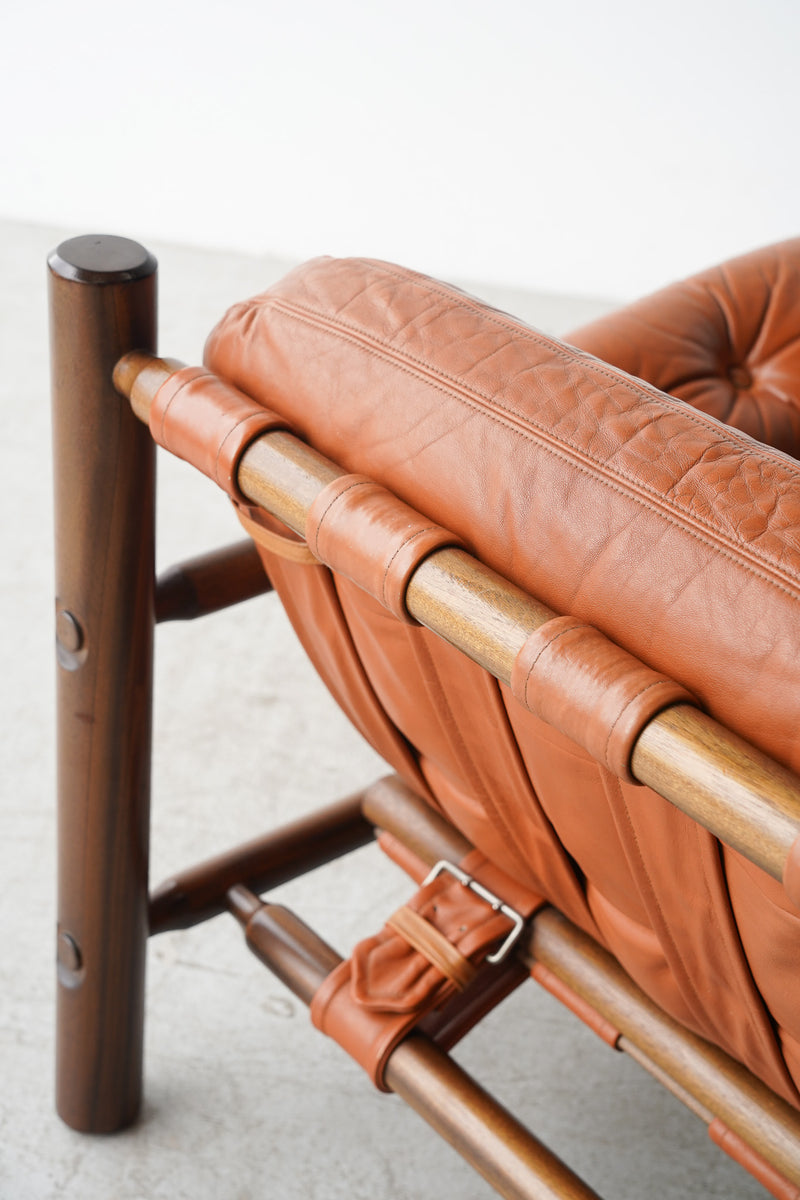 Brazilian Modern Design <br> 1シーター ソファ <br>1960-1970s , Brazil <br>TAMAGAWA BASE - ヴィンテージ SHARK ATTACK