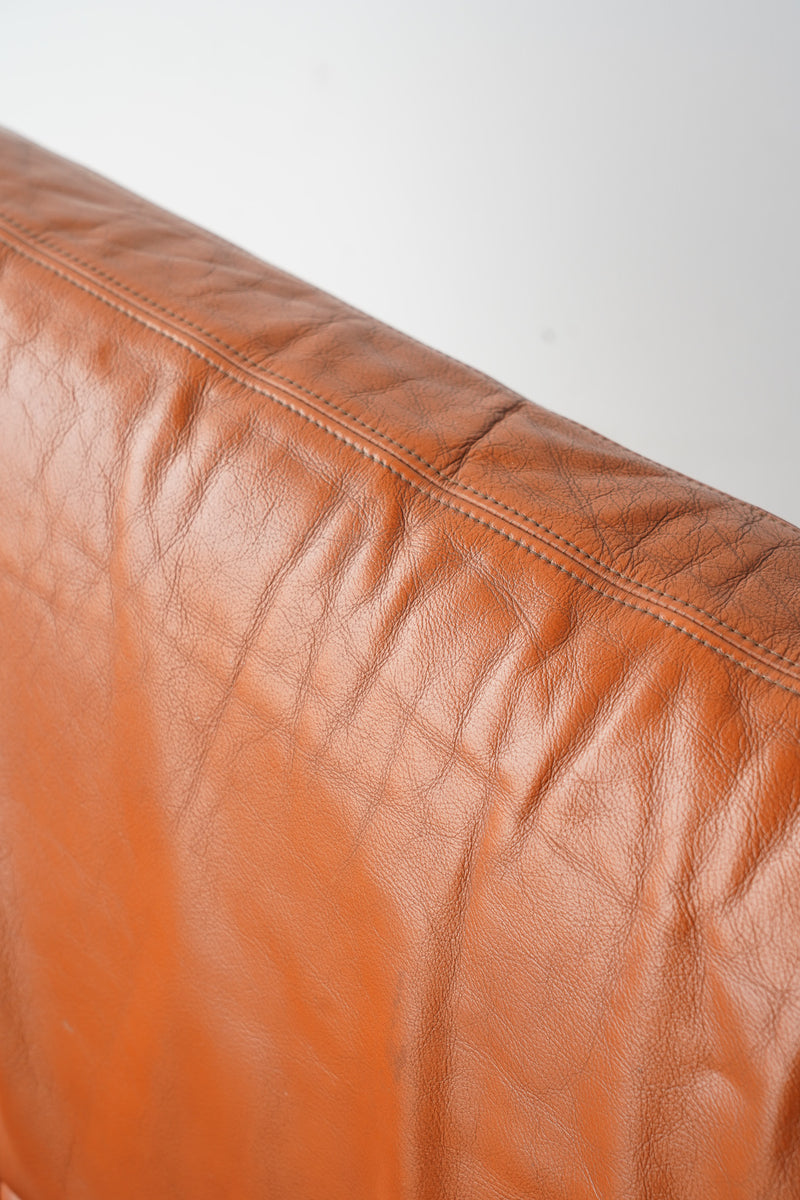 Brazilian Modern Design <br> 2シーター ソファ <br>1960-1970s Brazil<br>大阪店・TAMAGAWA BASE - ヴィンテージ SHARK ATTACK