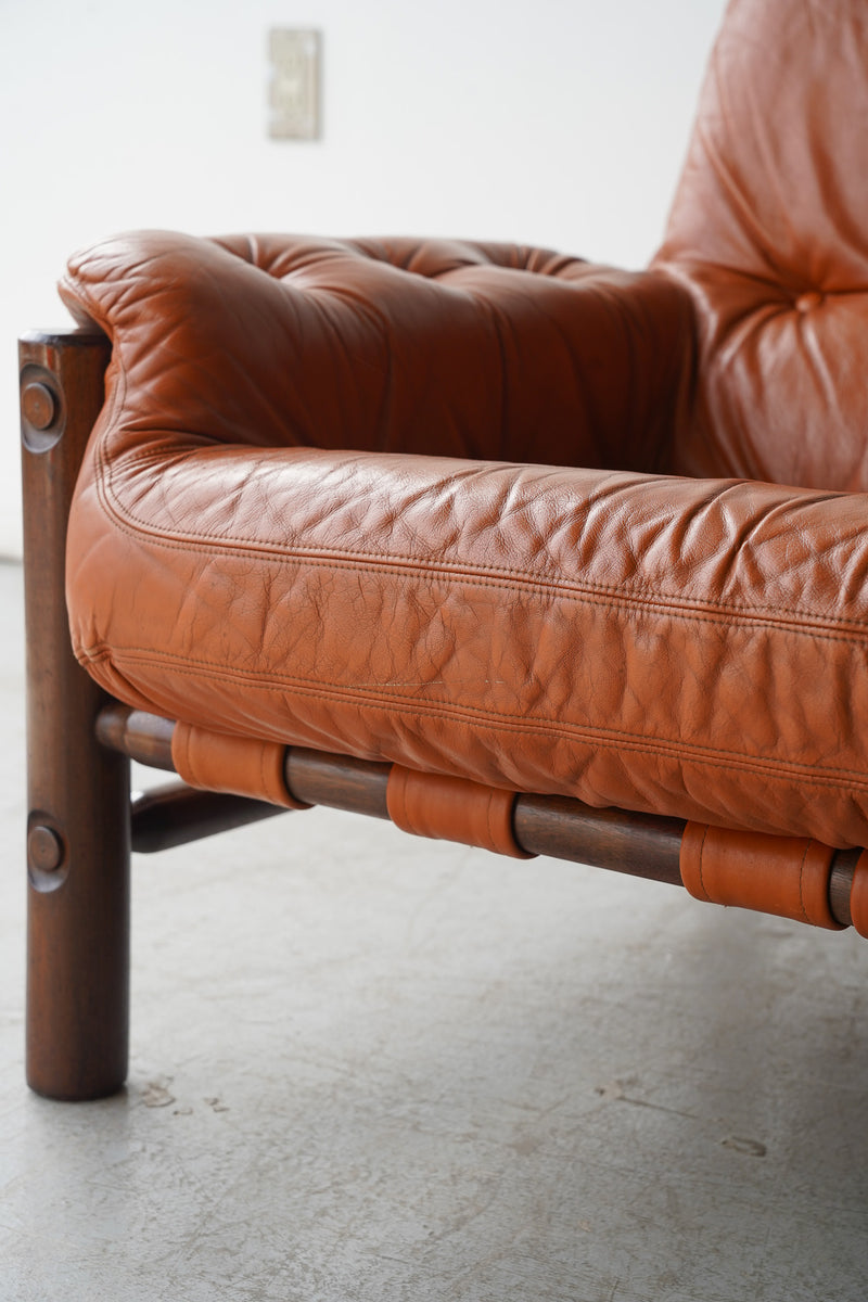 Brazilian Modern Design <br> 2シーター ソファ <br>1960-1970s Brazil<br>大阪店・TAMAGAWA BASE - ヴィンテージ SHARK ATTACK