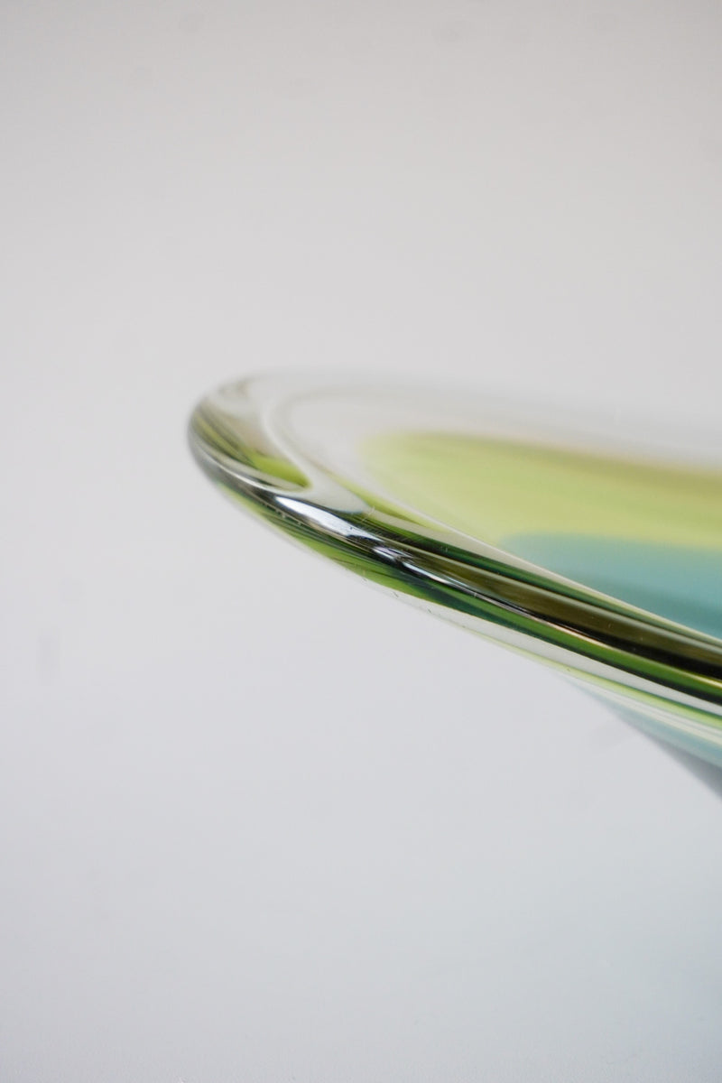 アートガラス プレート<br>bob's box - ヴィンテージ SHARK ATTACK