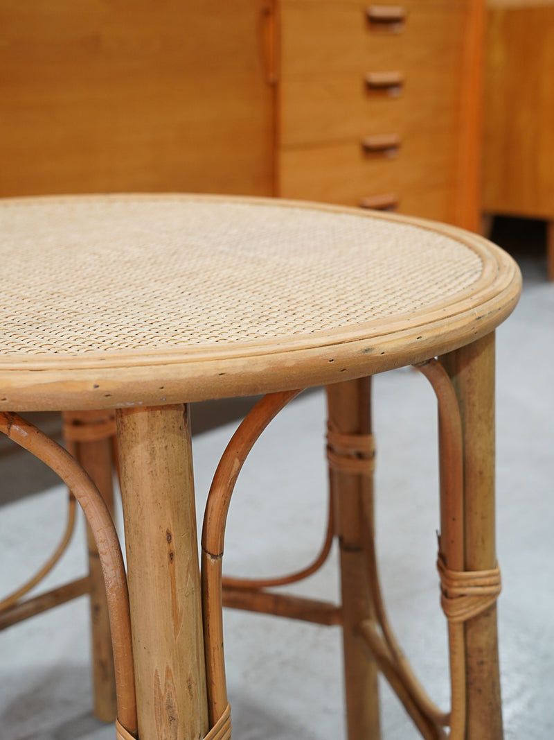 ラタン サイドテーブル ヴィンテージ SHARK ATTACK