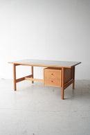 GETAMA , Hans J. Wegner <br>ワークテーブル<br>Denmark<br>大和店 - ヴィンテージ SHARK ATTACK