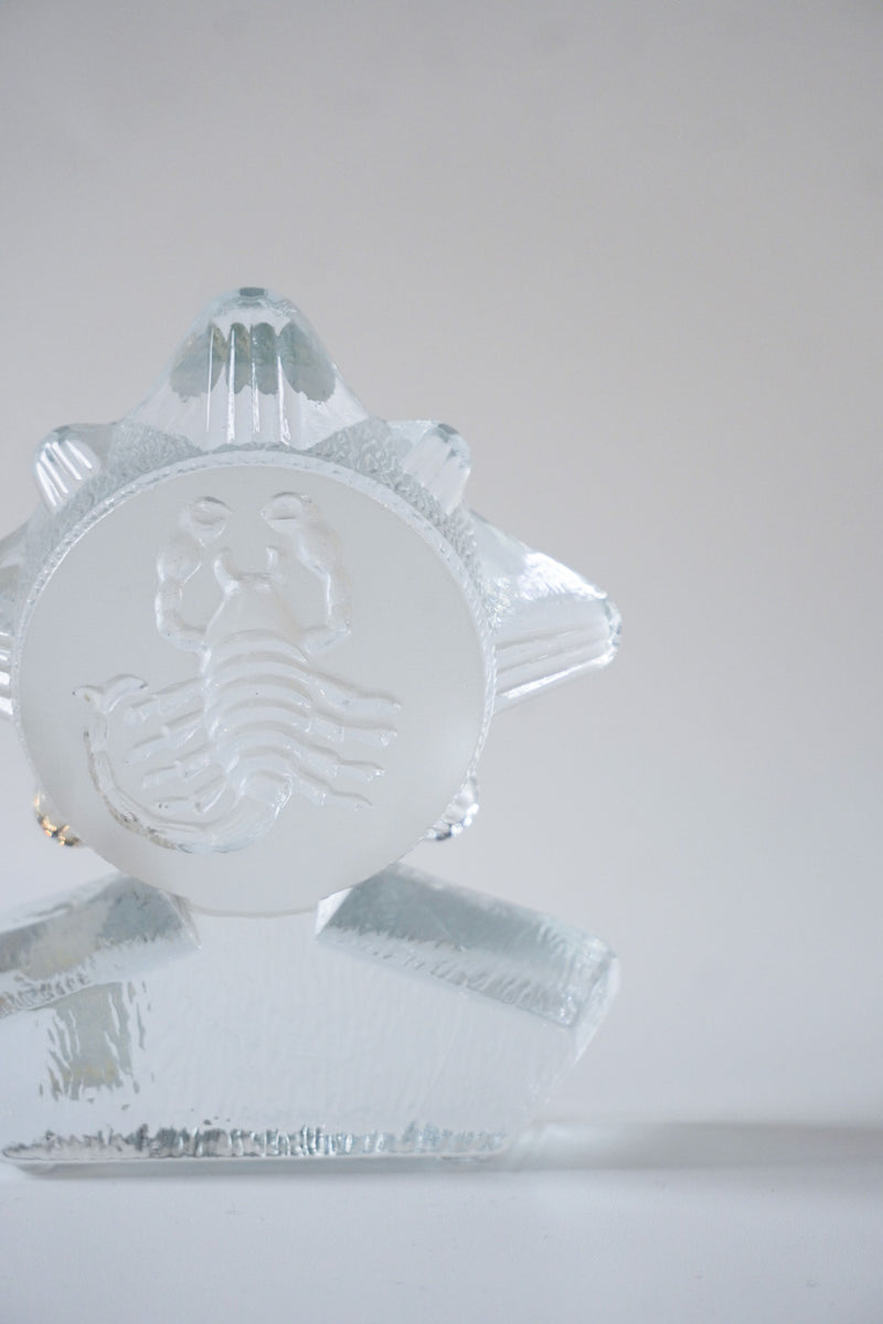 Bergdala社 <br>サソリ ガラスオブジェ <br>cerote antiques - ヴィンテージ SHARK ATTACK