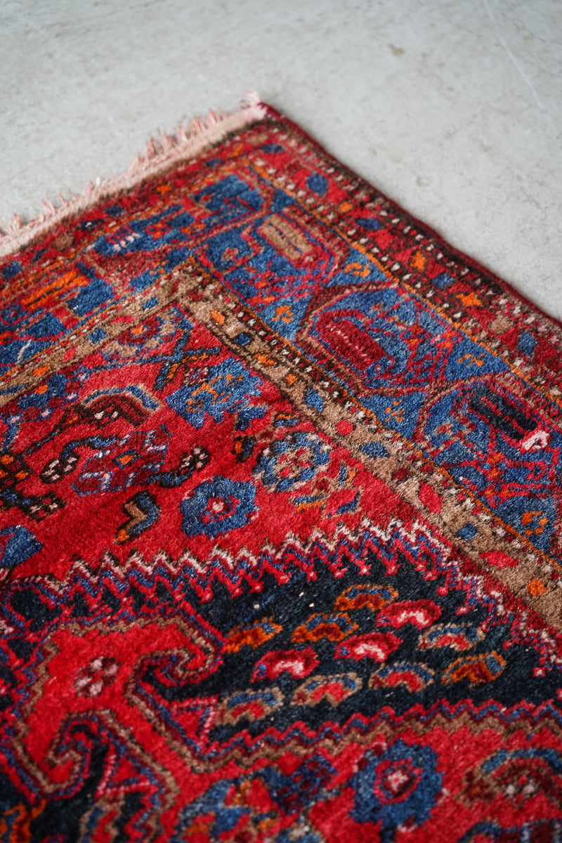 トライバルラグ 209×133 (cm) <br>大和店 - ヴィンテージ SHARK ATTACK