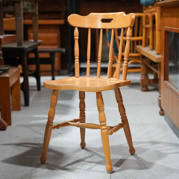DINING CHAIR