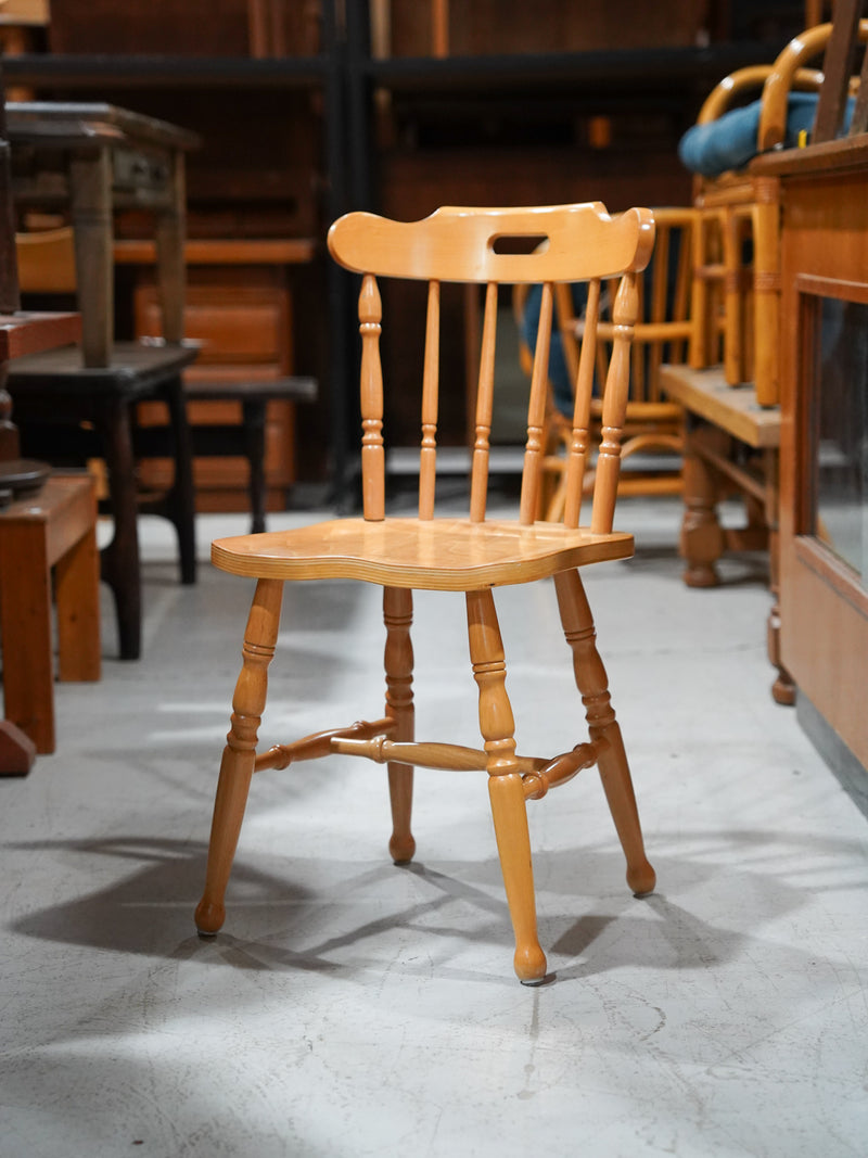 DINING CHAIR
