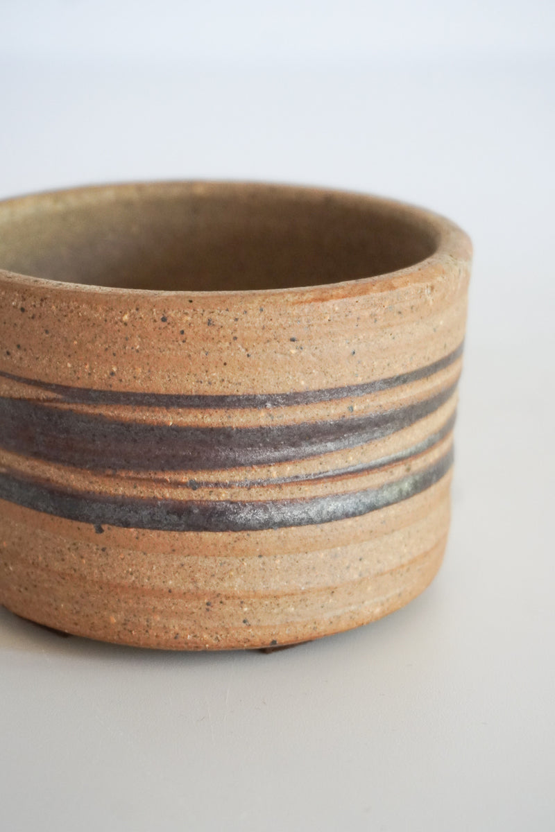 Tue Poulsen ココット <br>vintage<br>bob's box - ヴィンテージ SHARK ATTACK