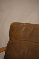 レザー 1シーターソファ(B)<br>Sweden <br>cerote antiques - ヴィンテージ SHARK ATTACK