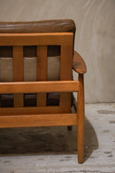 レザー 1シーターソファ(B)<br>Sweden <br>cerote antiques - ヴィンテージ SHARK ATTACK