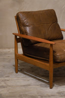 レザー 1シーターソファ(B)<br>Sweden <br>cerote antiques - ヴィンテージ SHARK ATTACK