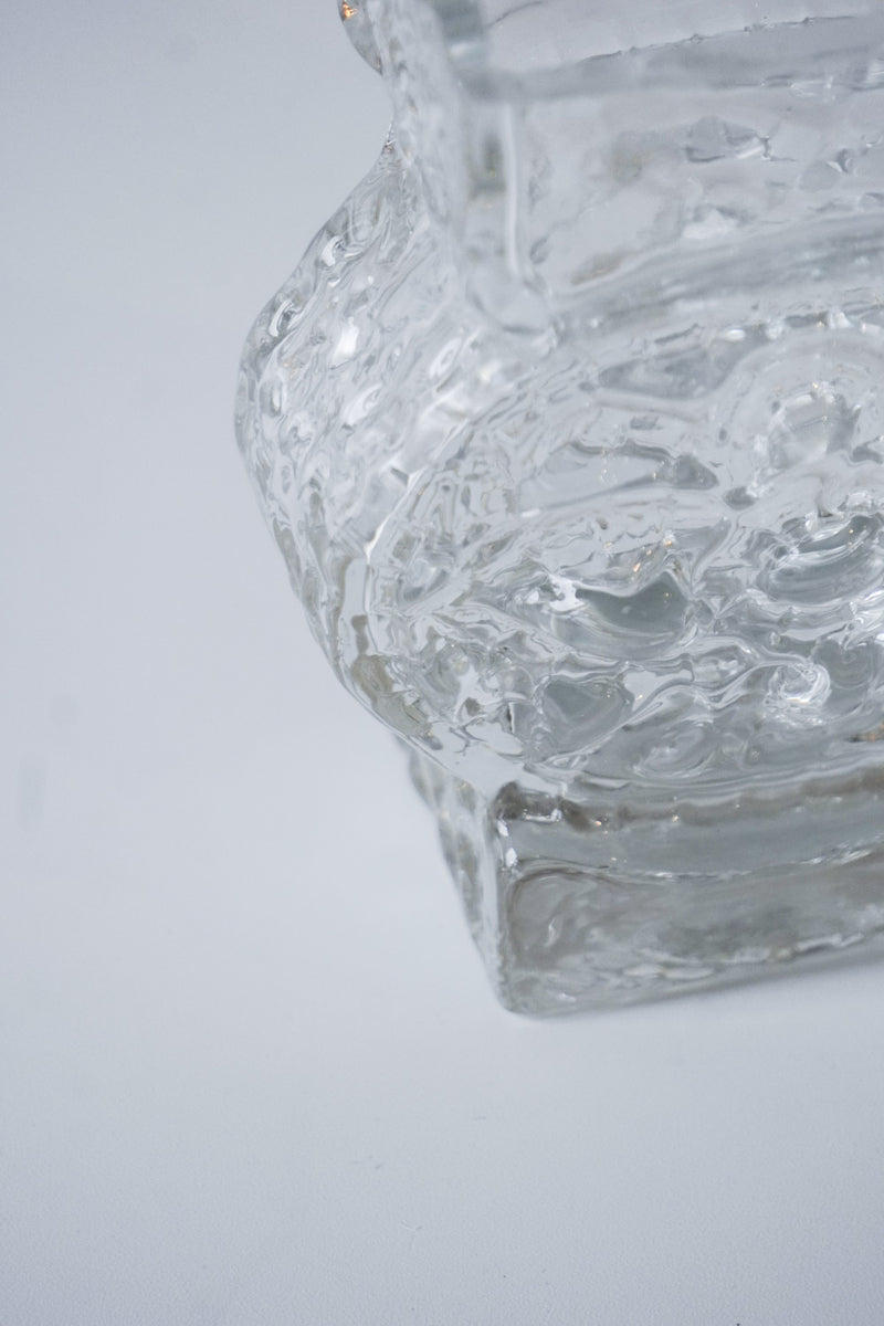 ガラス フラワーベース<br>bob's box - ヴィンテージ SHARK ATTACK