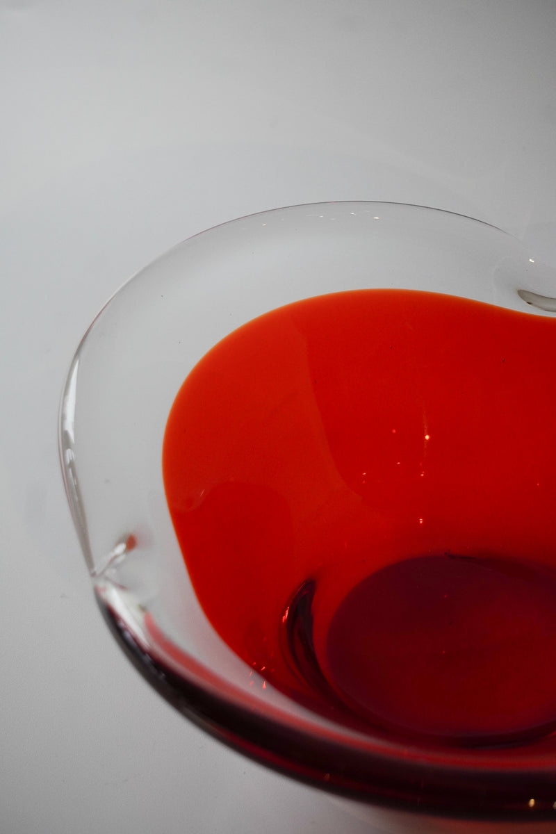 ガラス ボウル<br>bob's box - ヴィンテージ SHARK ATTACK