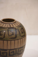 セラミック フラワーベース <br>cerote antiques - ヴィンテージ SHARK ATTACK