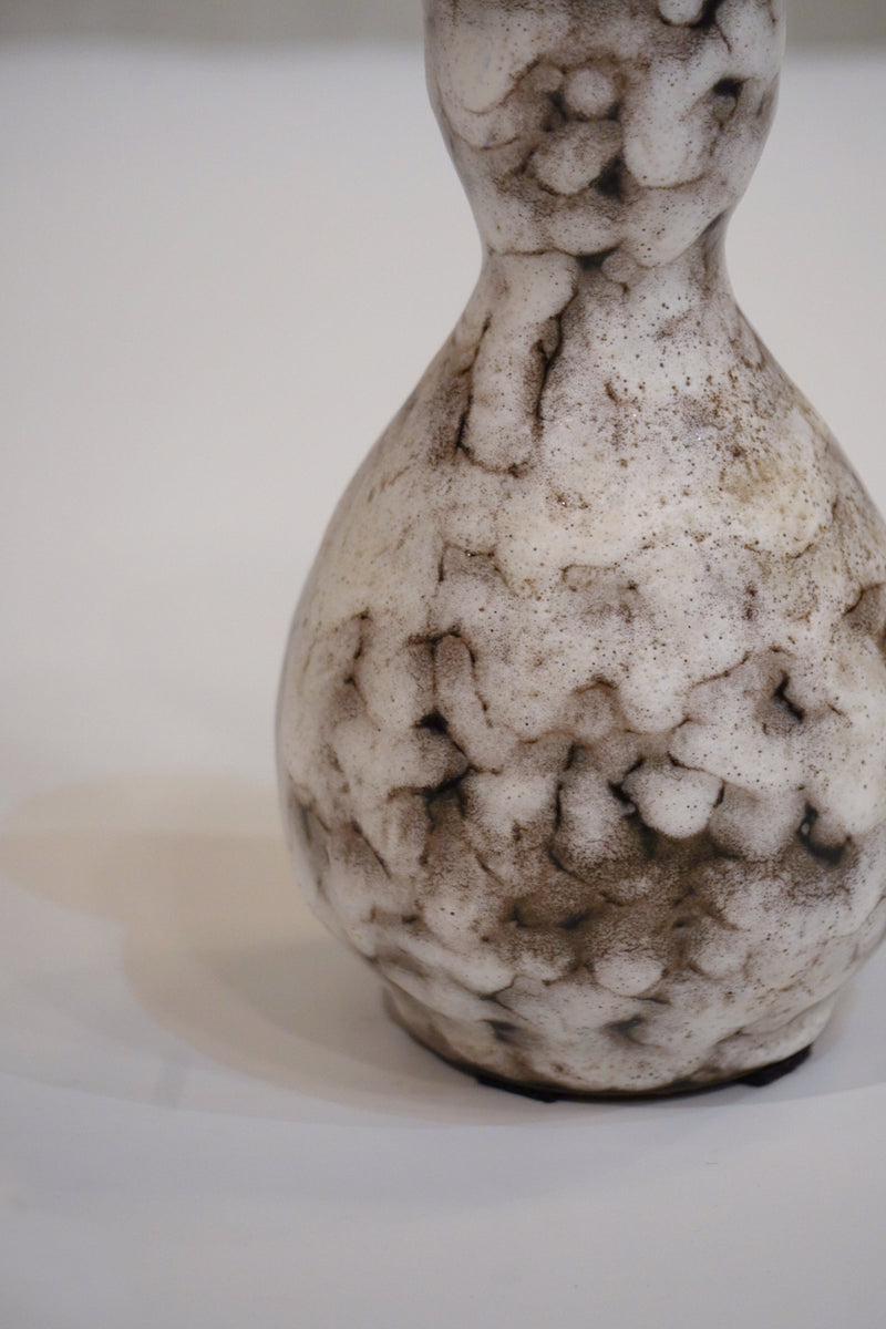 East Germany <br>セラミック フラワーベース <br>cerote antiques - ヴィンテージ SHARK ATTACK