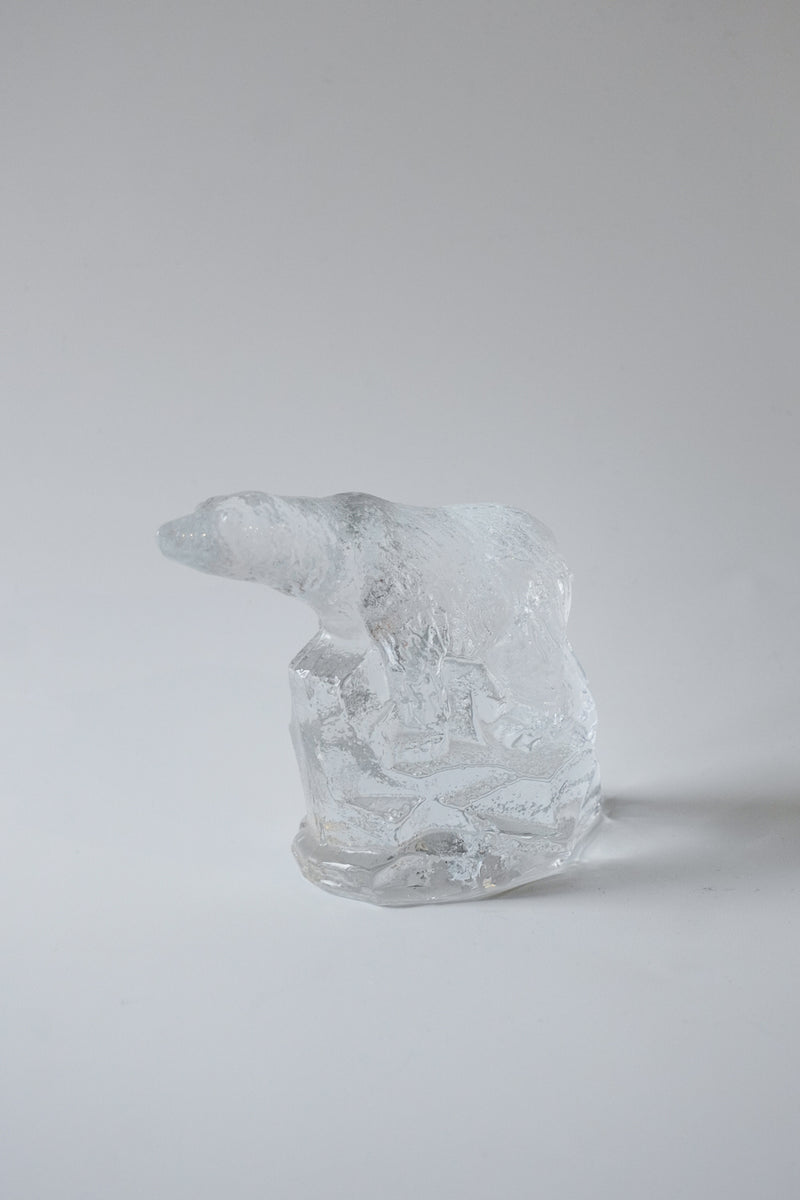 Eda Kristall 社<br>シロクマ オブジェ<br>Sweden <br>cerote antiques - ヴィンテージ SHARK ATTACK