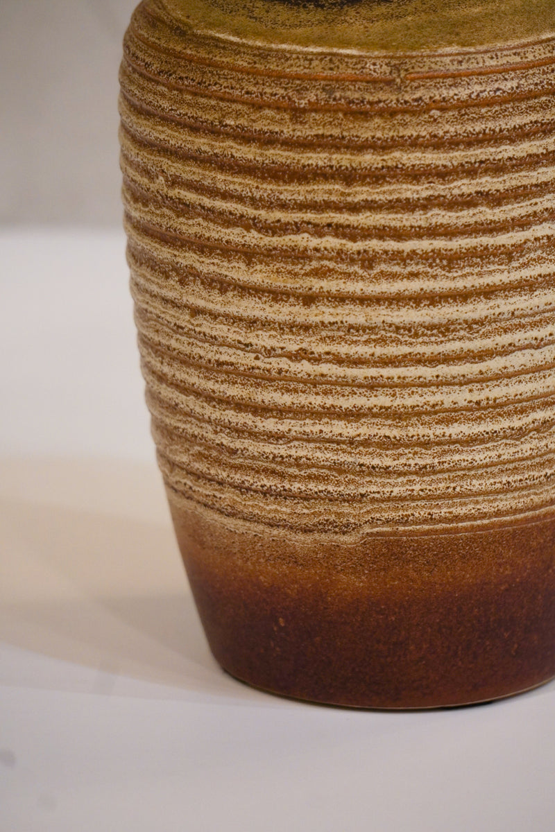 Fat Lava <br>セラミック フラワーベース <br>cerote antiques - ヴィンテージ SHARK ATTACK