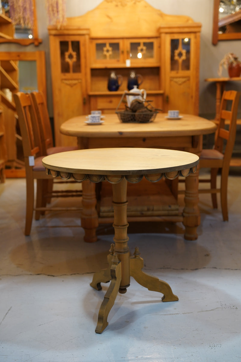 サイドテーブル<br>大和店 - ヴィンテージ SHARK ATTACK