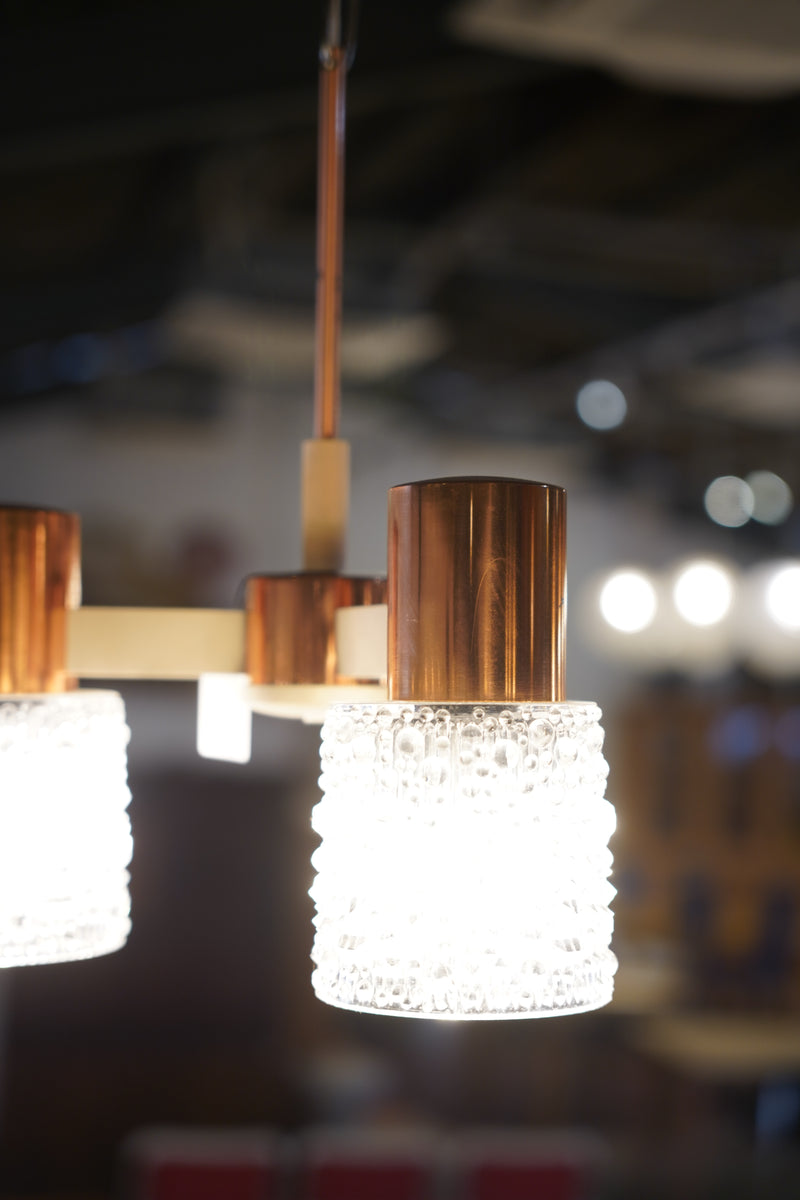 3灯 カッティングガラス シャンデリア<br>大和店 - ヴィンテージ SHARK ATTACK