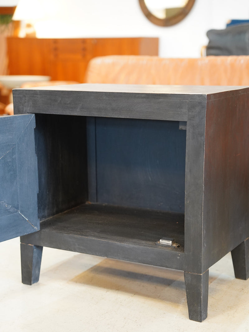 ウッド サイドキャビネット <br> 大和店 - ヴィンテージ SHARK ATTACK