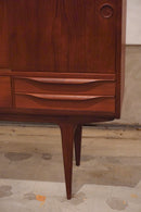 Uldum Møbelfabrik社 Johannes Andersen <br>サイドボード<br>1960's , Denmark <br>大和店 - ヴィンテージ SHARK ATTACK