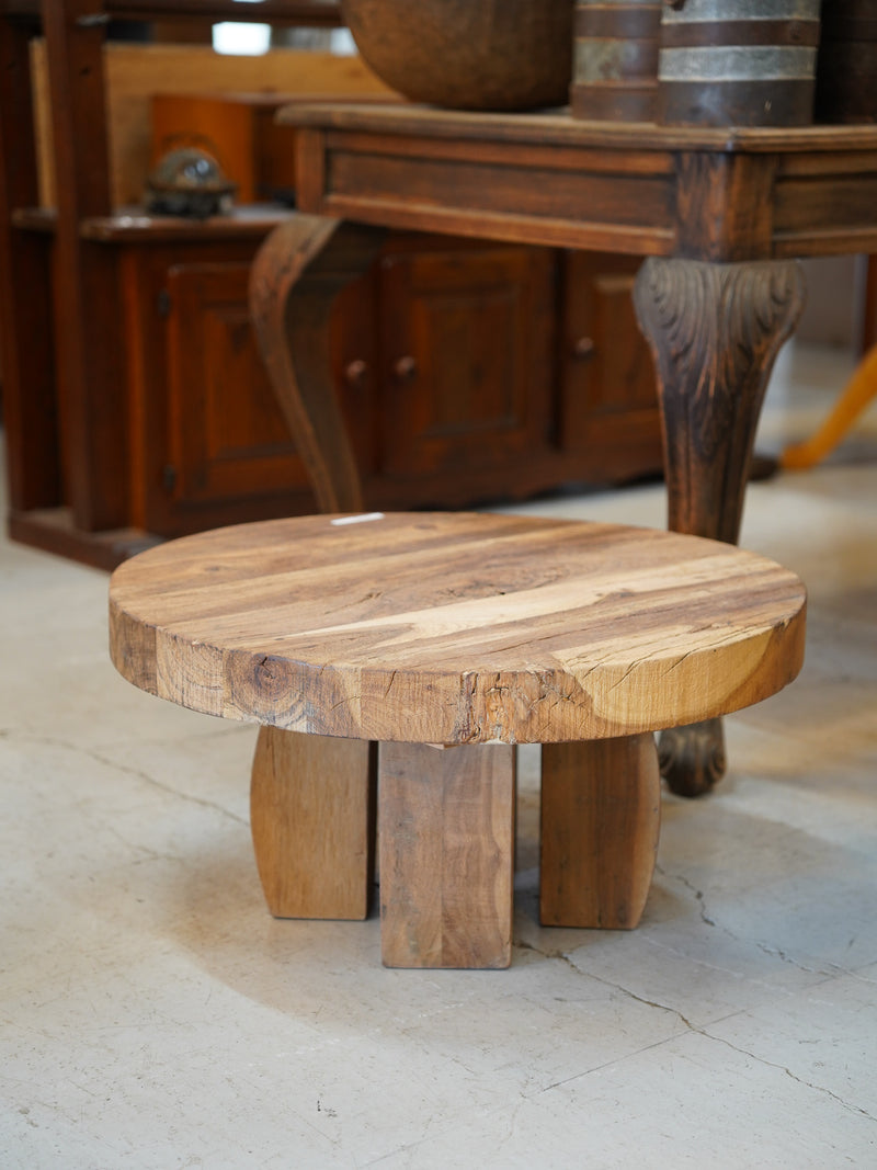 ウッド ローテーブル <br> 大和店 - ヴィンテージ SHARK ATTACK