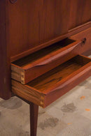 Uldum Møbelfabrik社 Johannes Andersen <br>サイドボード<br>1960's , Denmark <br>大和店 - ヴィンテージ SHARK ATTACK