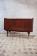 Uldum Møbelfabrik社 Johannes Andersen <br>サイドボード<br>1960's , Denmark <br>大和店 - ヴィンテージ SHARK ATTACK