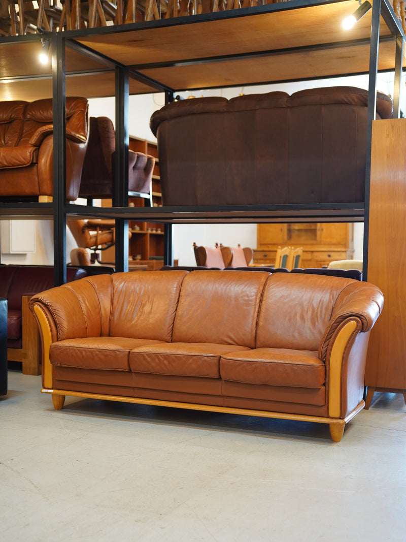 レザー 3シーターソファ <br> 大和店 - ヴィンテージ SHARK ATTACK