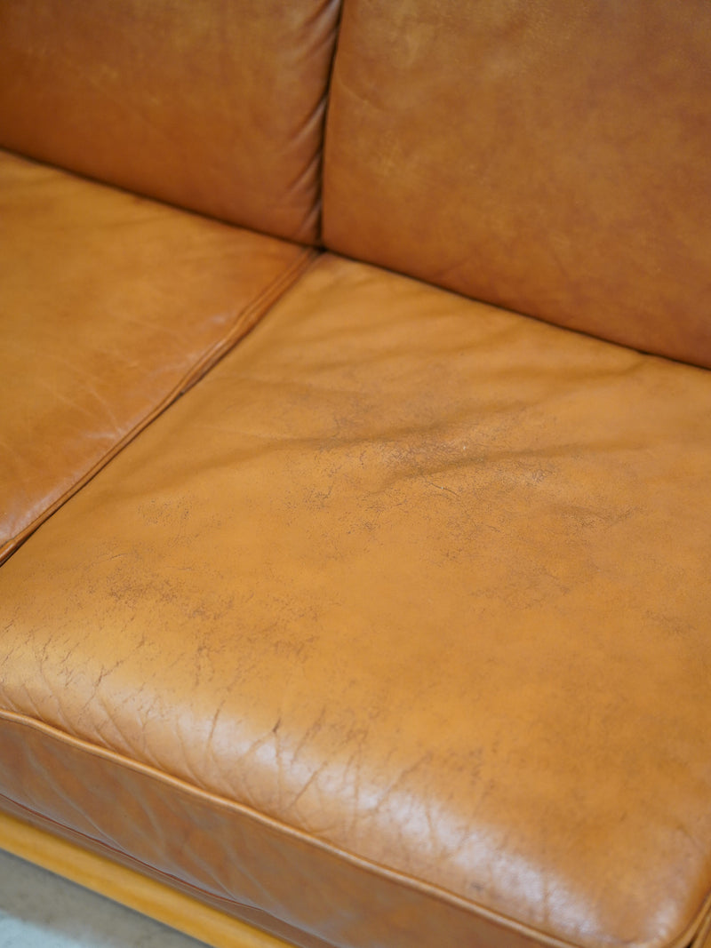 レザー 3シーターソファ <br> 大和店 - ヴィンテージ SHARK ATTACK