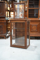 チークウッド × ガラス ショーケース/シェルフ<br>大和店 - ヴィンテージ SHARK ATTACK