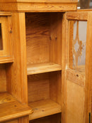 パインウッド キャビネット/カップボード <br> 大和店 - ヴィンテージ SHARK ATTACK