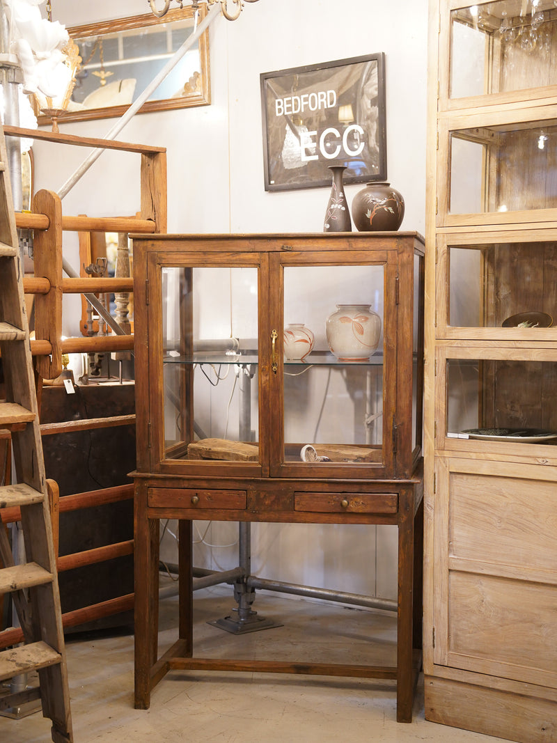 チークウッド ガラスショーケース <br> reload店 - ヴィンテージ SHARK ATTACK