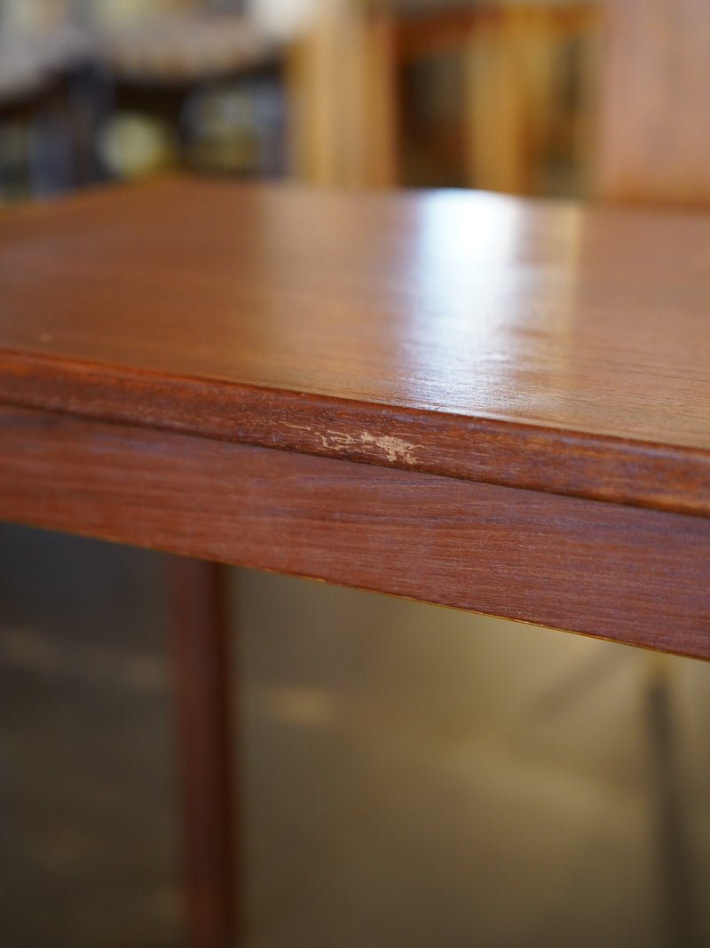 HMB MÖBLER <br>チークウッド コーヒーテーブル <br> 大和店 - ヴィンテージ SHARK ATTACK