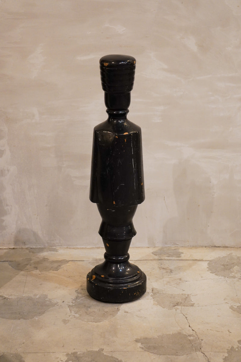 大型チェス オブジェ "ポーン L"<br>cerote antiques、大阪店 - ヴィンテージ SHARK ATTACK