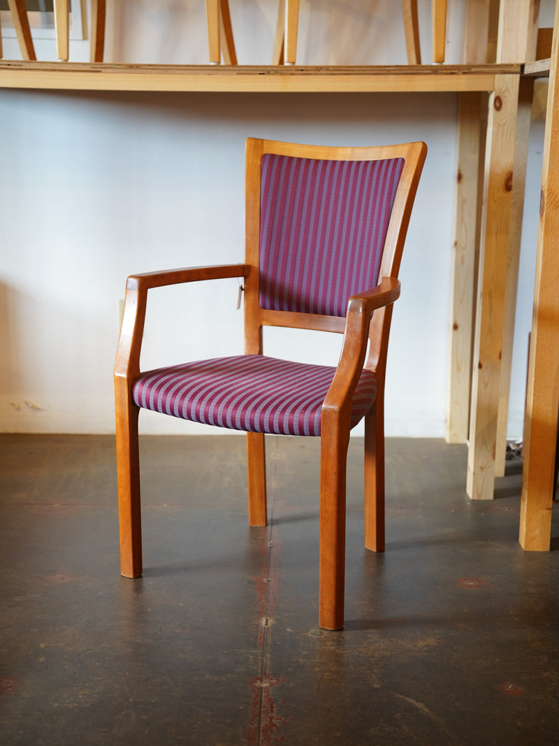 J.L. Møllers Møbelfabrik <br>チークウッド ダイニングチェア <br> 大和店 - ヴィンテージ SHARK ATTACK