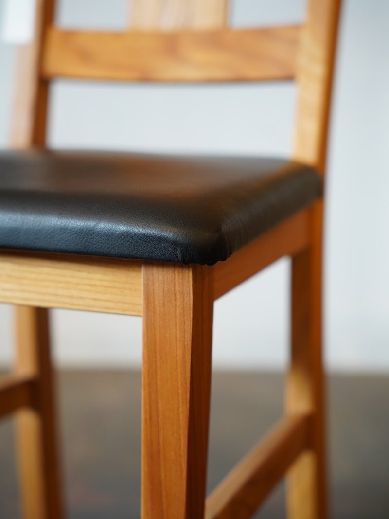 レザー ダイニングチェア <br> 大和 - ヴィンテージ SHARK ATTACK