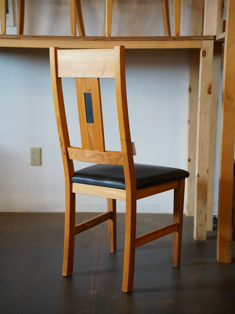 レザー ダイニングチェア <br> 大和 - ヴィンテージ SHARK ATTACK