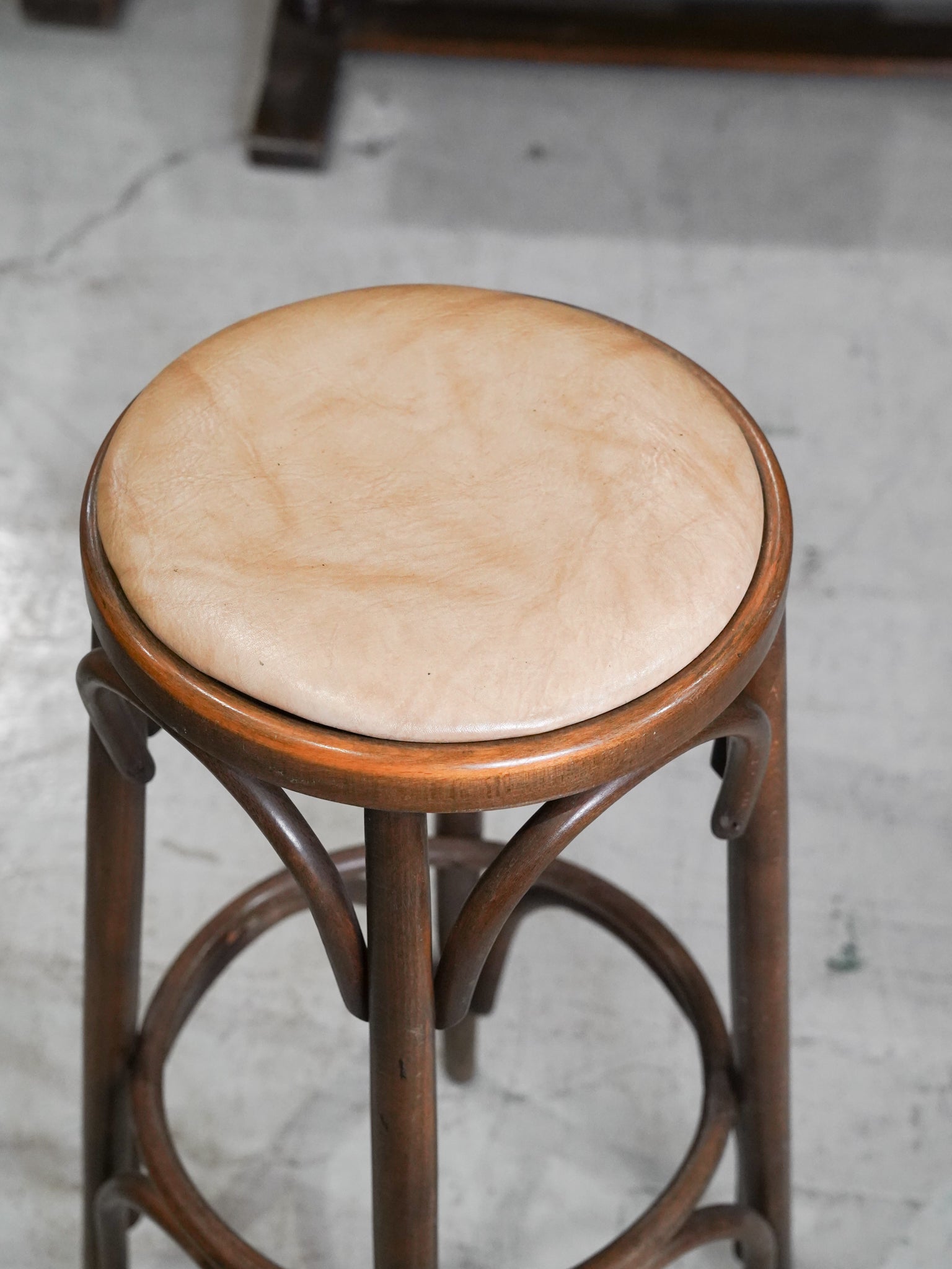 オークウッド ハイスツール - cerote antiques