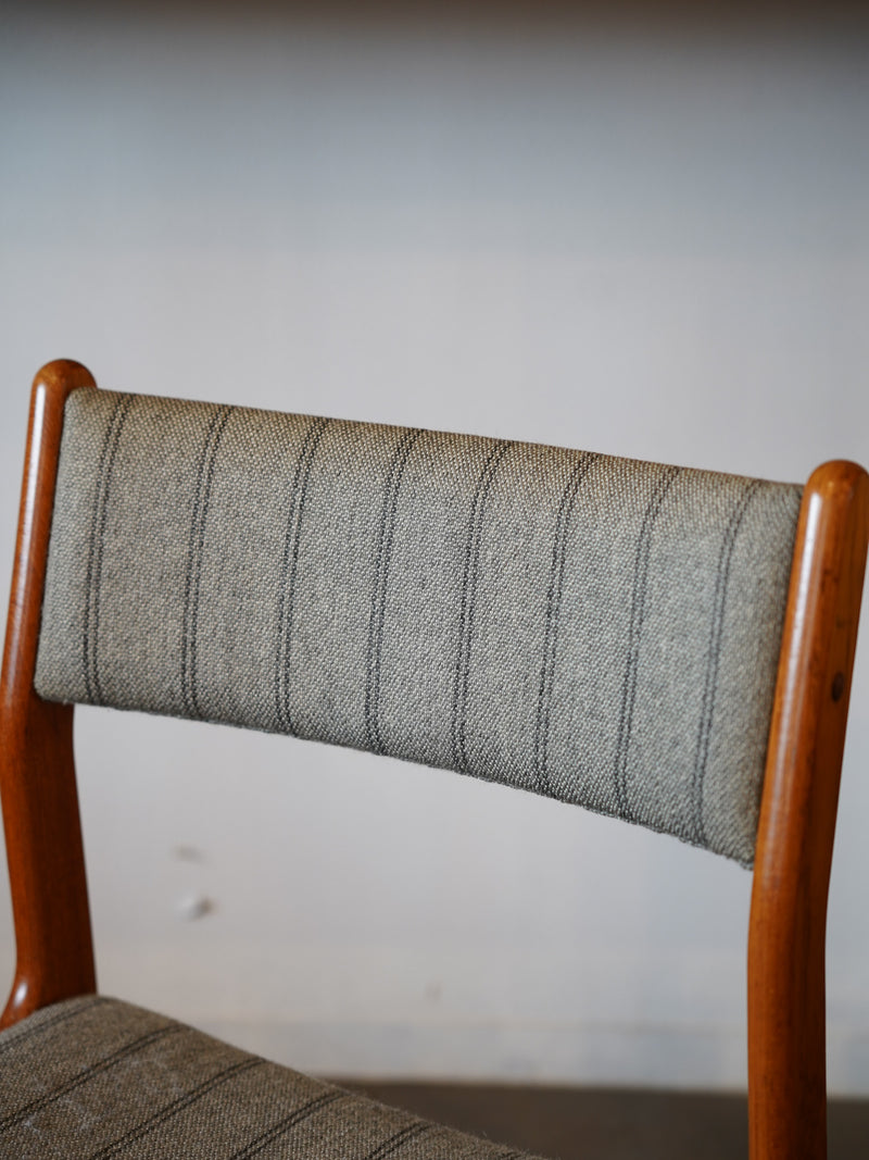 ダイニングチェア <br> 大和店 - ヴィンテージ SHARK ATTACK