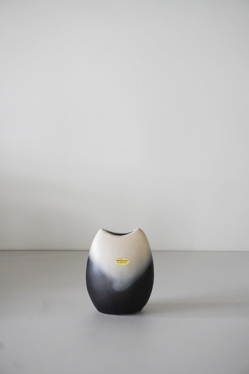 Otto Keramik <br>Vase 2851 <br> Otto Keramik Tokyo・大阪店 - ヴィンテージ SHARK ATTACK