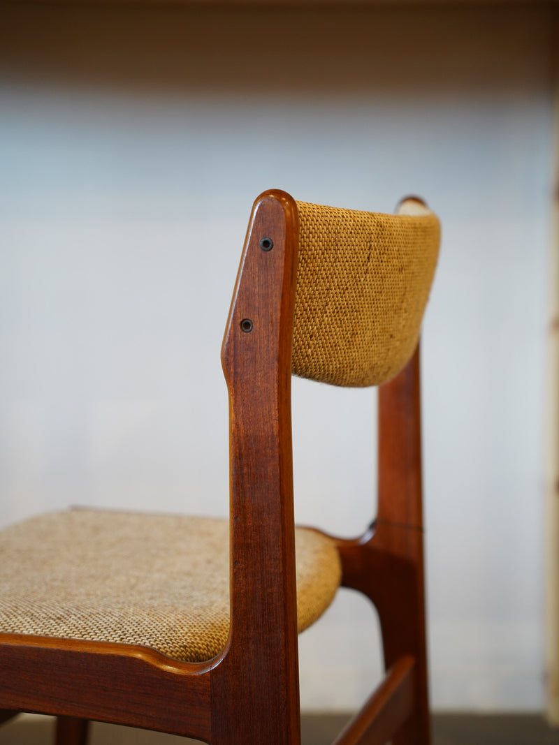 ダイニングチェア <br> 大和店 - ヴィンテージ SHARK ATTACK