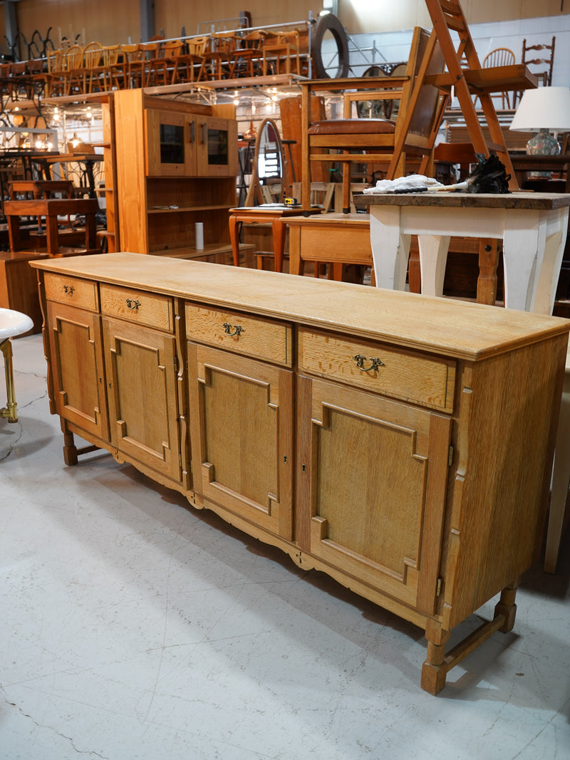 オークウッドサイドボード <br>reload店 - ヴィンテージ SHARK ATTACK