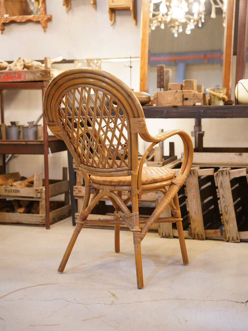 ラタン アームチェア <br> 大和店 - ヴィンテージ SHARK ATTACK