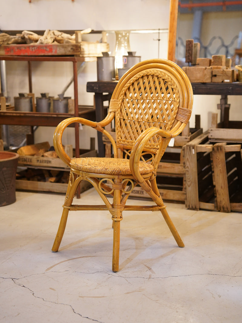 ラタン アームチェア <br> 大和店 - ヴィンテージ SHARK ATTACK