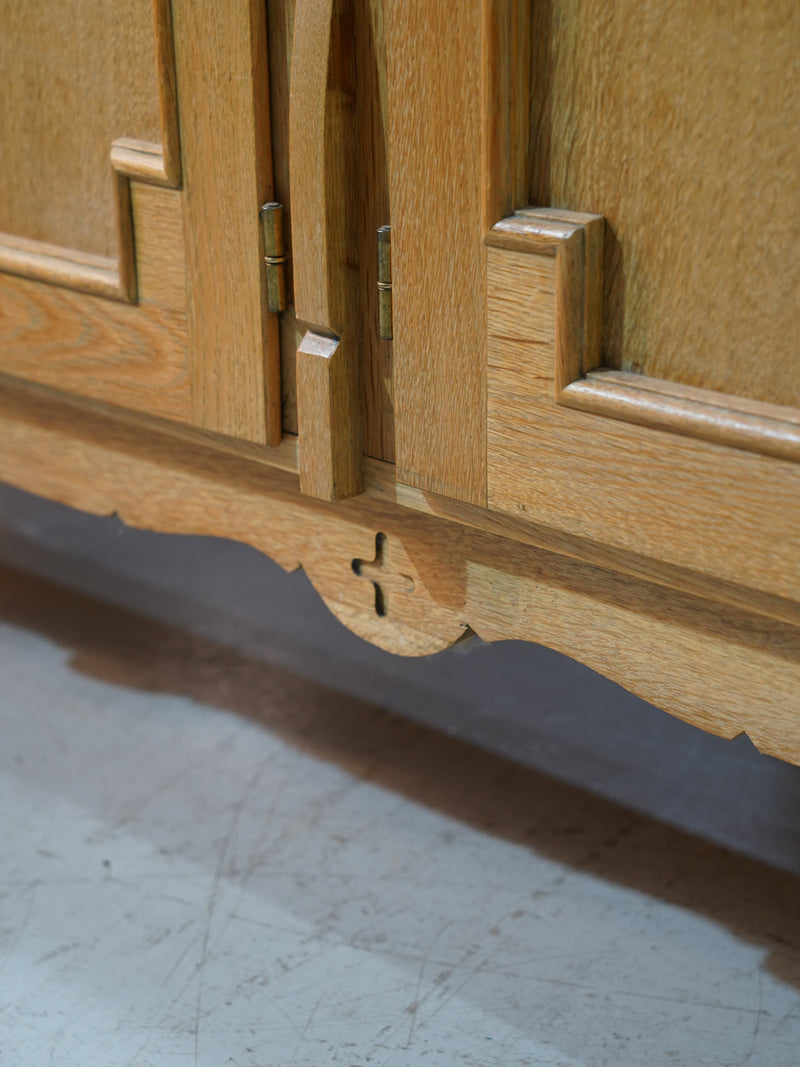 オークウッドサイドボード <br>reload店 - ヴィンテージ SHARK ATTACK