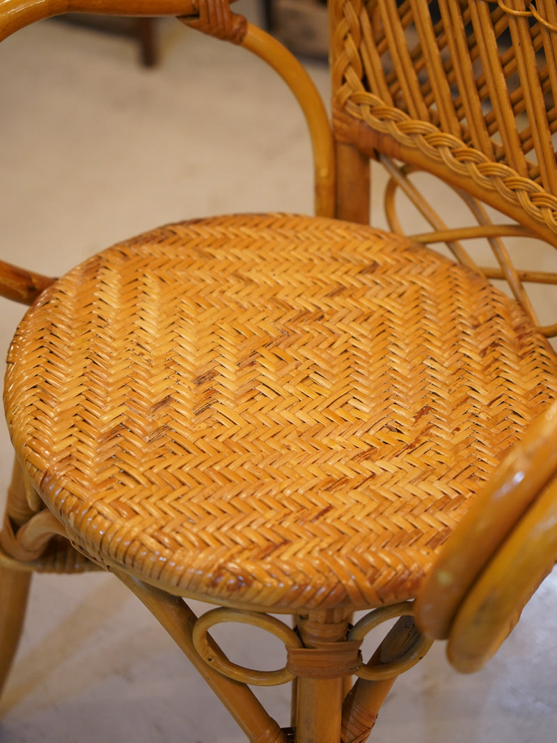 ラタン アームチェア <br> 大和店 - ヴィンテージ SHARK ATTACK