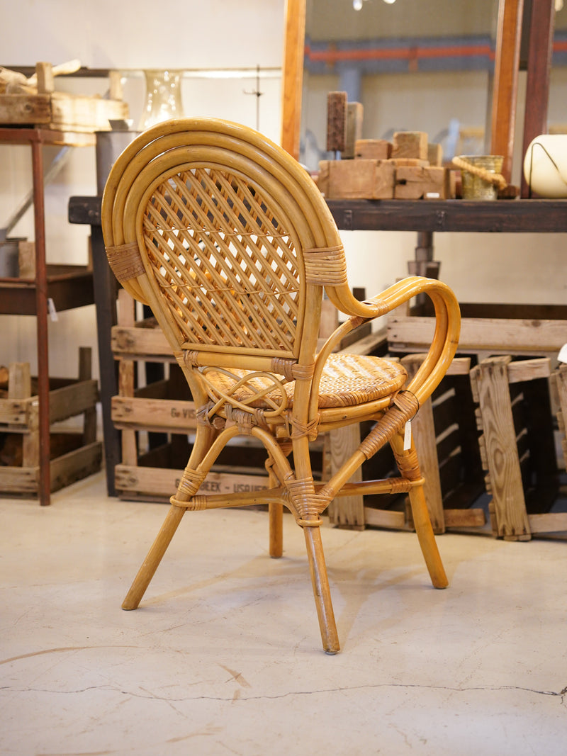 ラタン アームチェア <br> 大和店 - ヴィンテージ SHARK ATTACK