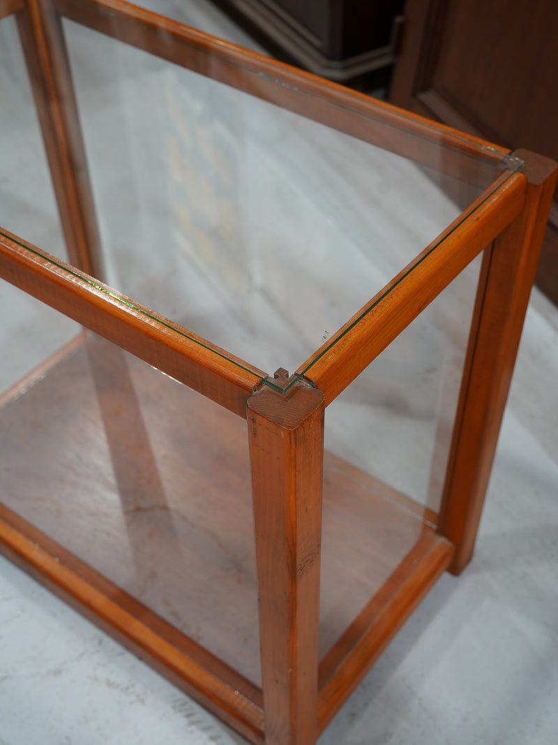 ガラスショーケース <br> 大和店 - ヴィンテージ SHARK ATTACK