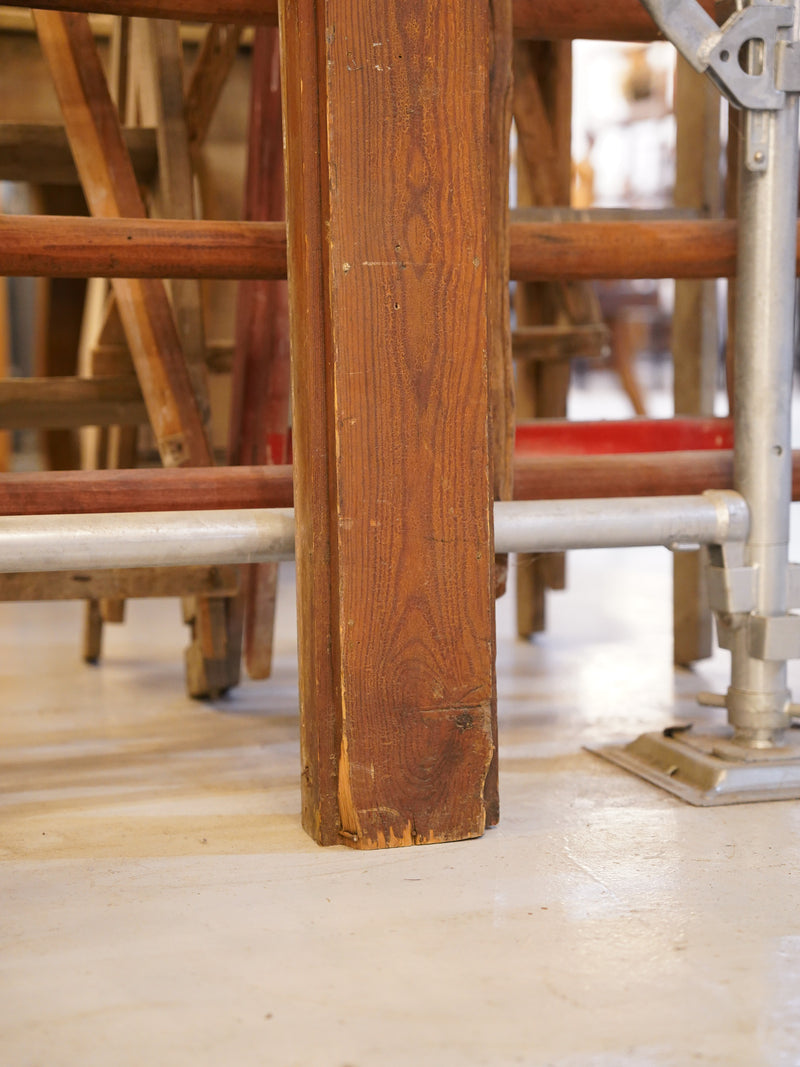 ウッド マントルピース <br>大和店 - ヴィンテージ SHARK ATTACK